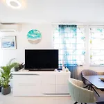 Apartament Tirkizni Val *