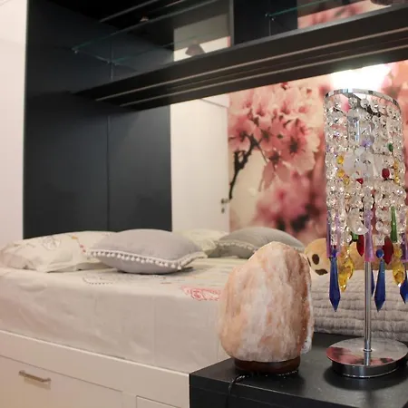 アパート Tirkizni Val