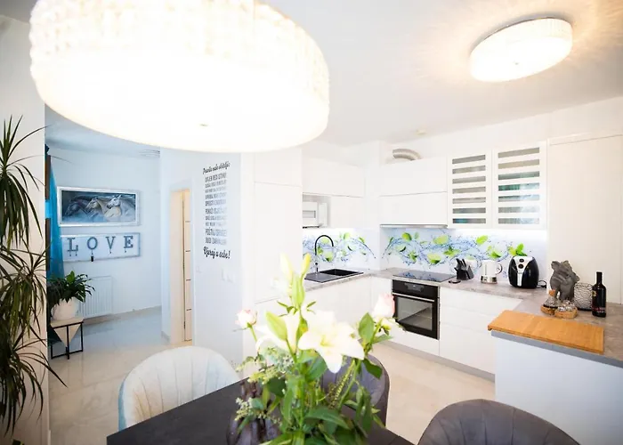 Tirkizni Val * Задар