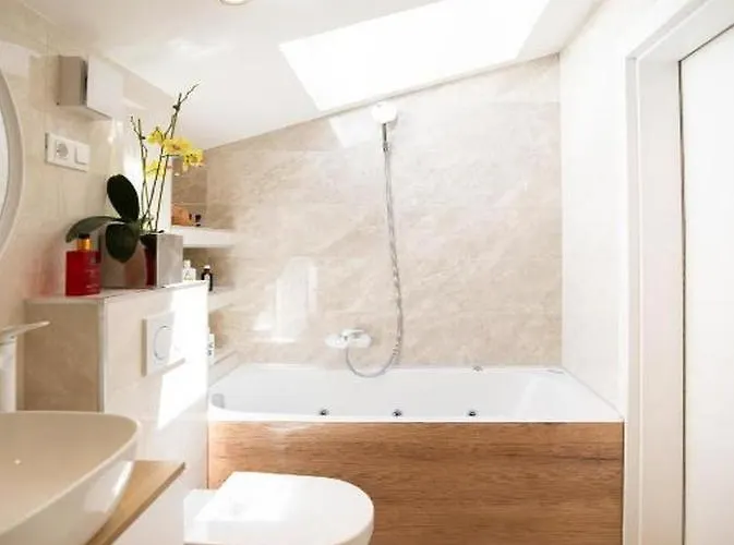 Tirkizni Val Apartmán *