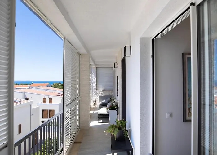 Tirkizni Val * Задар